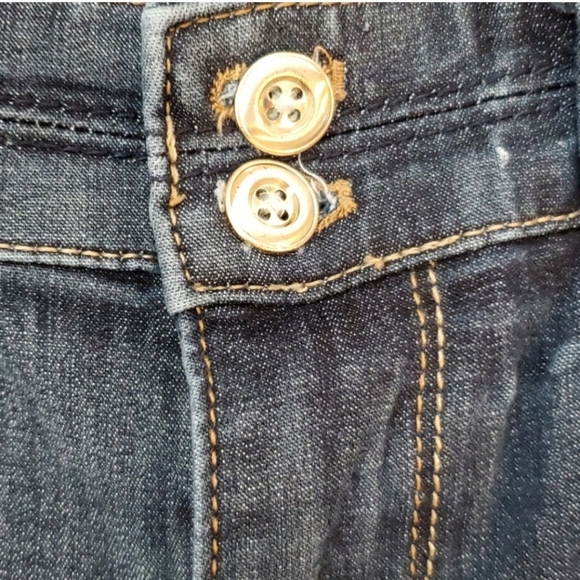 WHBM Jeans (Juniors) - Picture 9 of 11